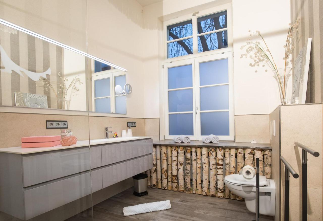Schwarzwaldzimmer & Schwarzwald Design Apartment 로뜨바일 외부 사진