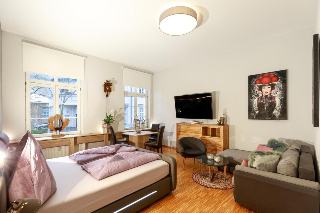 Schwarzwaldzimmer & Schwarzwald Design Apartment 로뜨바일 외부 사진