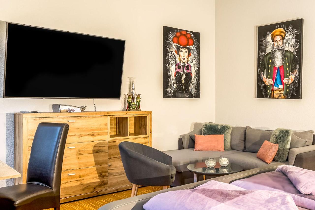 Schwarzwaldzimmer & Schwarzwald Design Apartment 로뜨바일 외부 사진