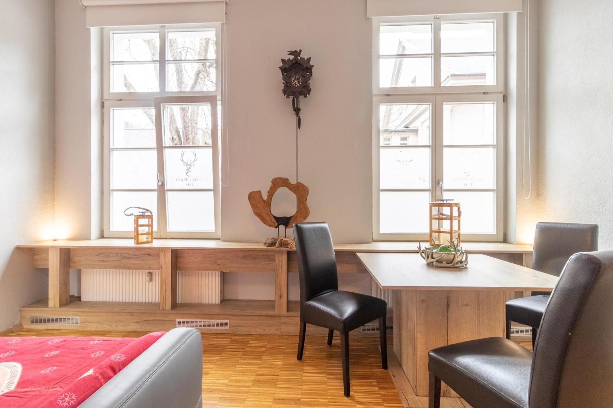 Schwarzwaldzimmer & Schwarzwald Design Apartment 로뜨바일 외부 사진